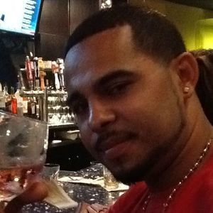 Meet your Posher, Alexi manuél